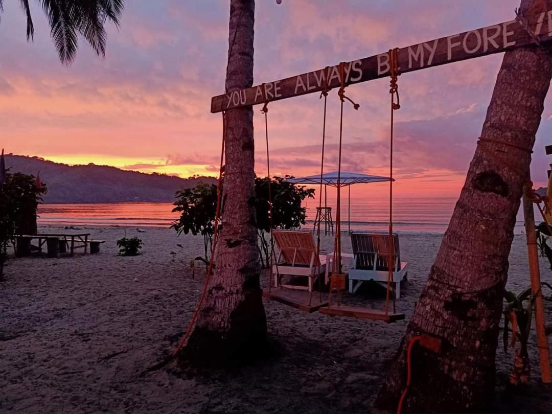 Akoya Beach Park And Cottages Locaroc Bagian luar foto
